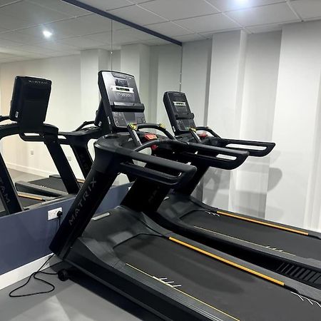 Luxury Oaks Suite, Free Private Parking, 2 Bed 2 Bathroom Apartment, Central Solihull Бірмінгем Екстер'єр фото